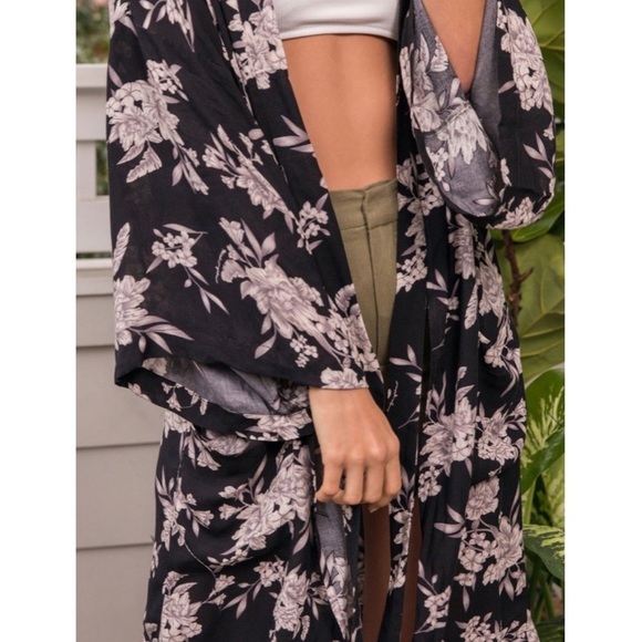 Spiritual Gangster Maya Floral Kimono Robe Cardigan, Black - Size OS - Picture 3 of 11